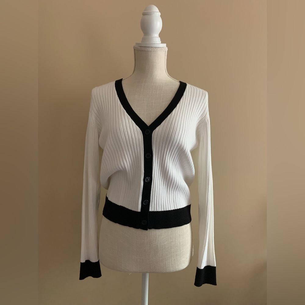 Women's Black and White V-Neck Cardigan Sweater